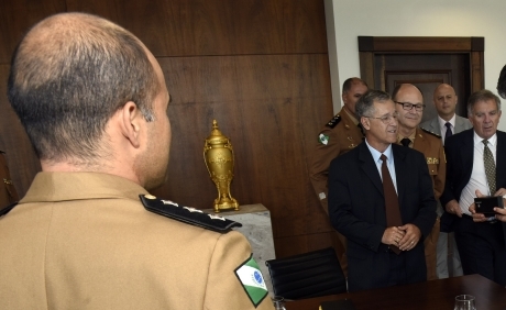 Conselheiros da ASSOFEPAR visitam o Governador Beto Richa